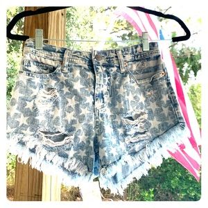 Size 00 Mossimo Distressed American flag shorts